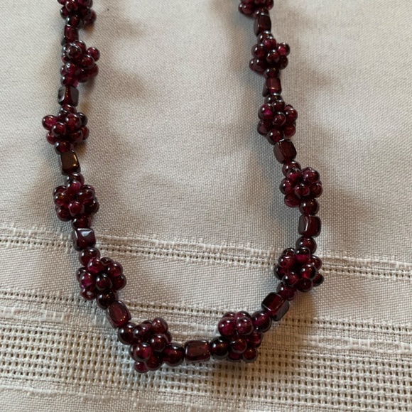 Garnet necklace - Picture 2 of 4